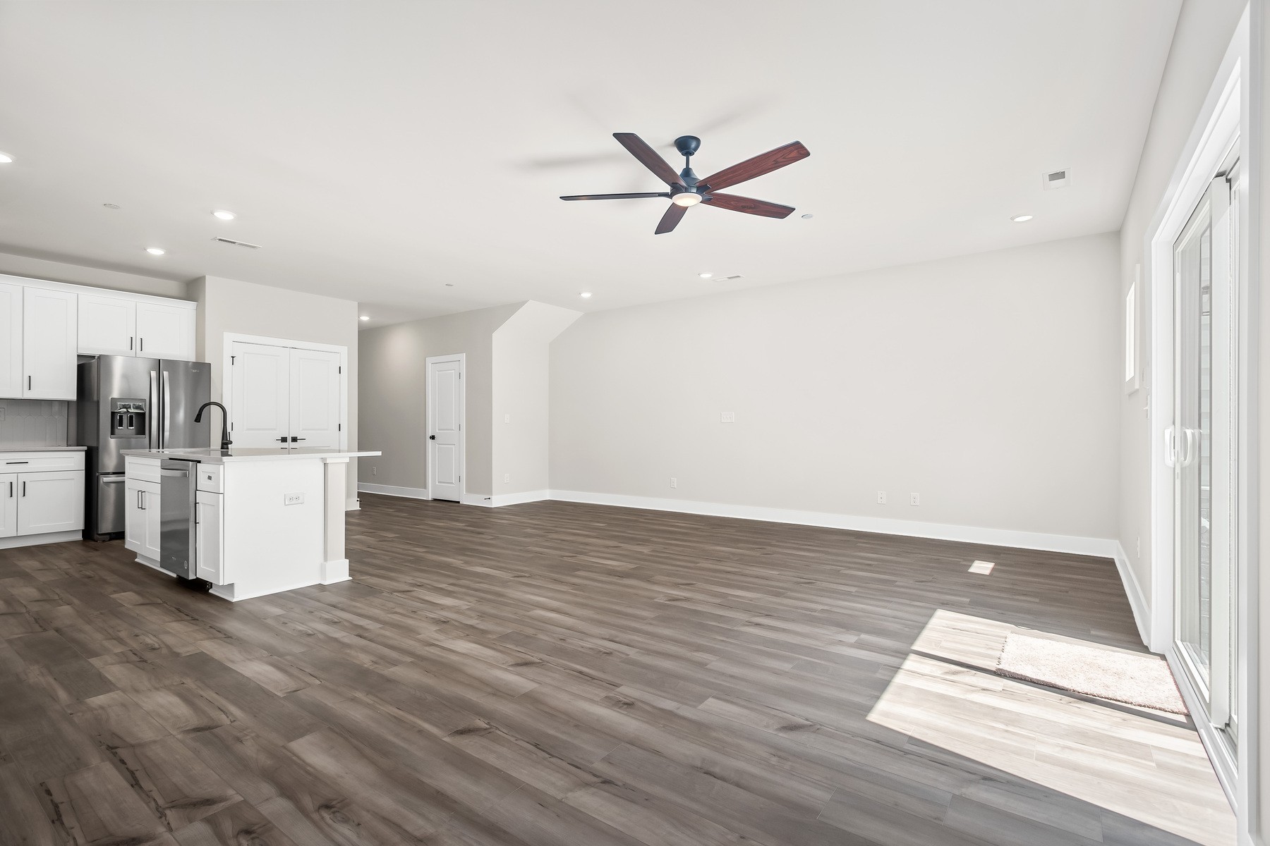 4073 Norman Drive Property Photo 2