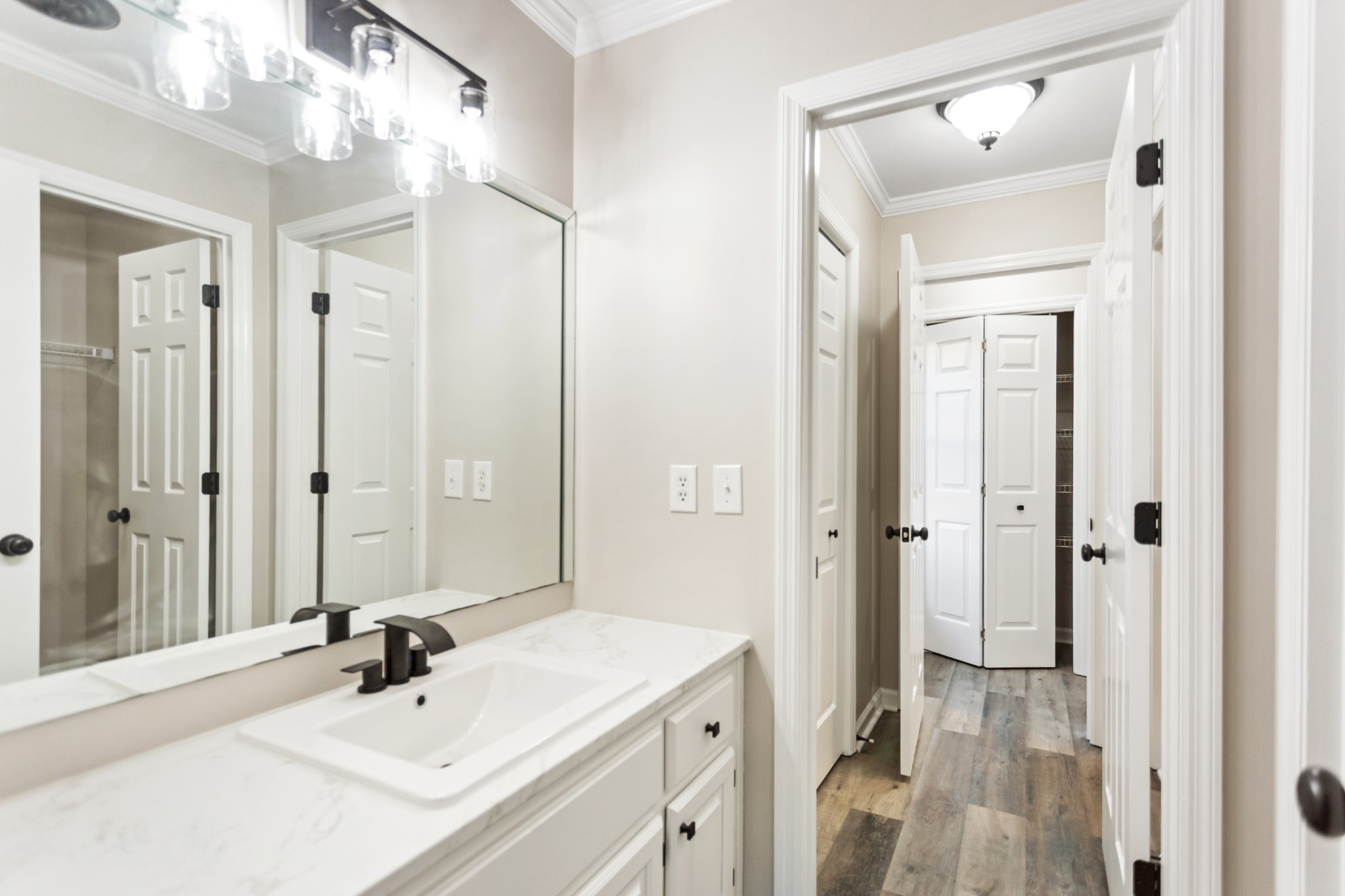 113 Doral Ln Property Photo 32