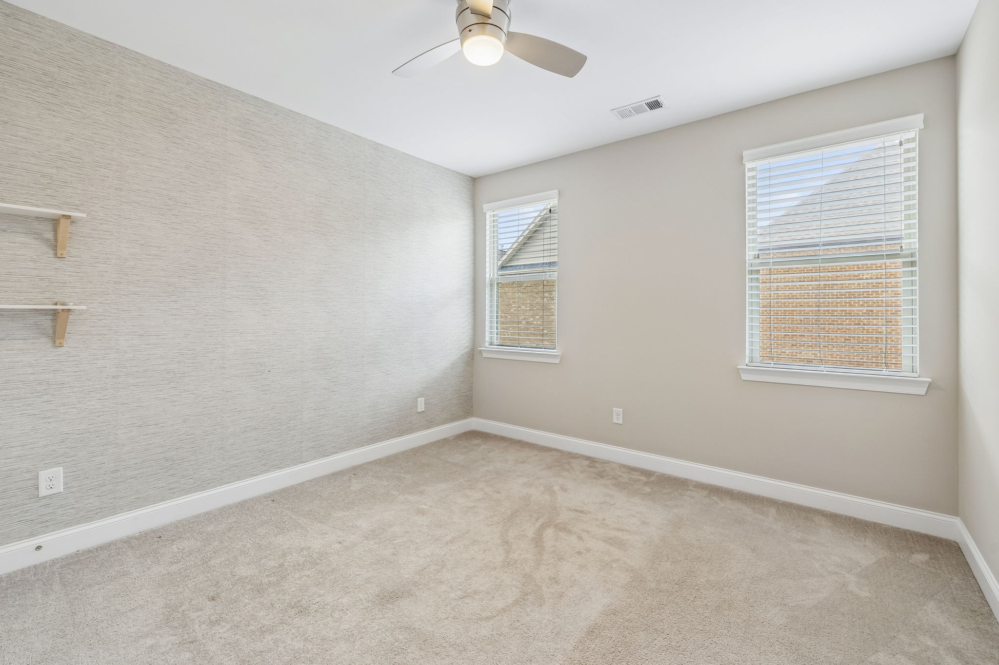 151 Benjamin Ln Property Photo 41
