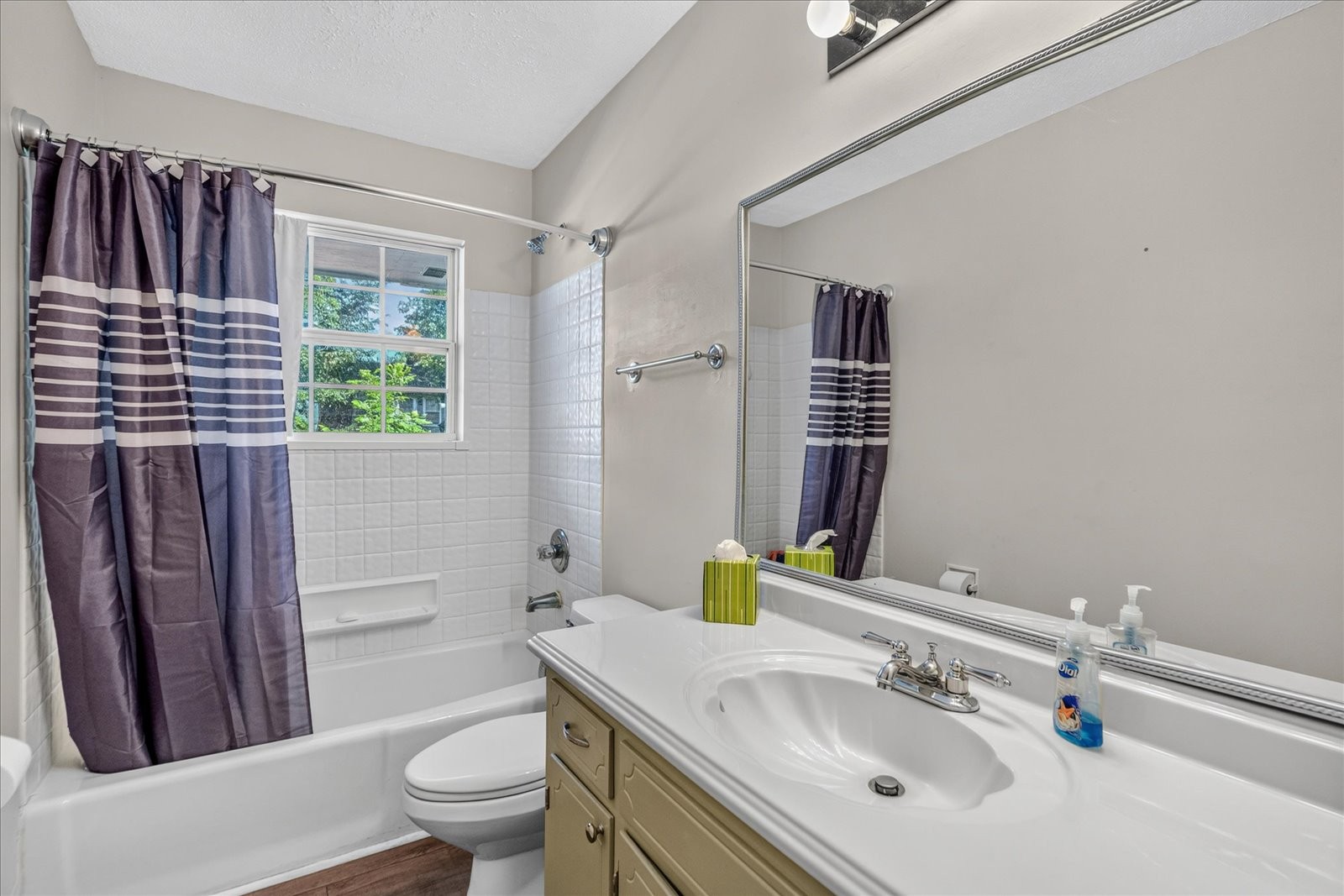5911 Tyner Ln Property Photo 20