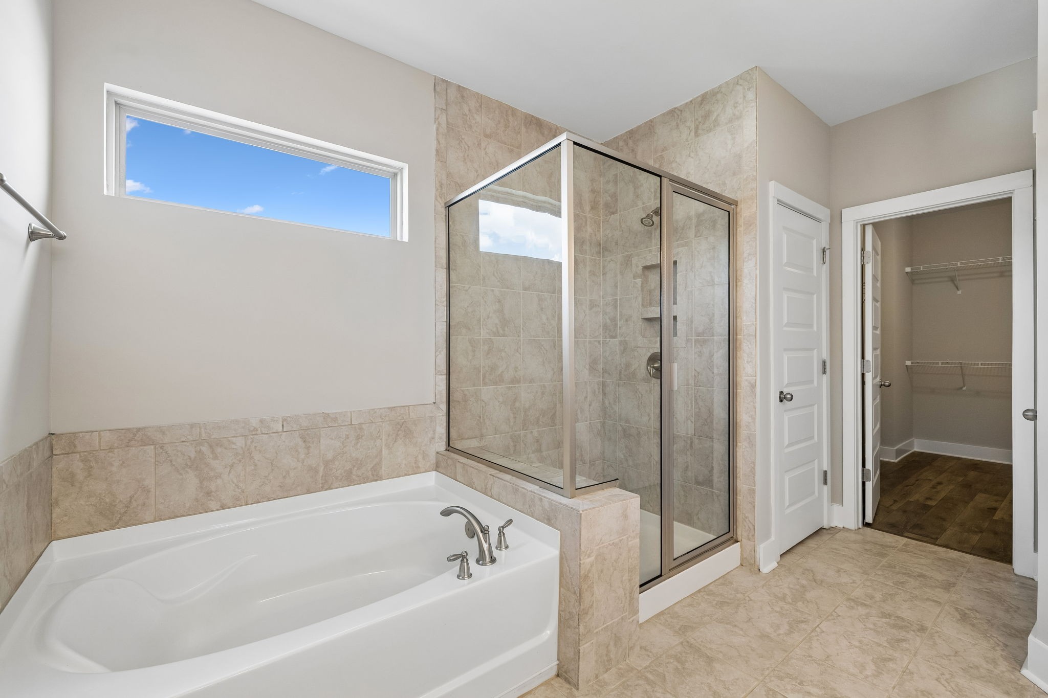 1144 Brixworth Dr Property Photo 39