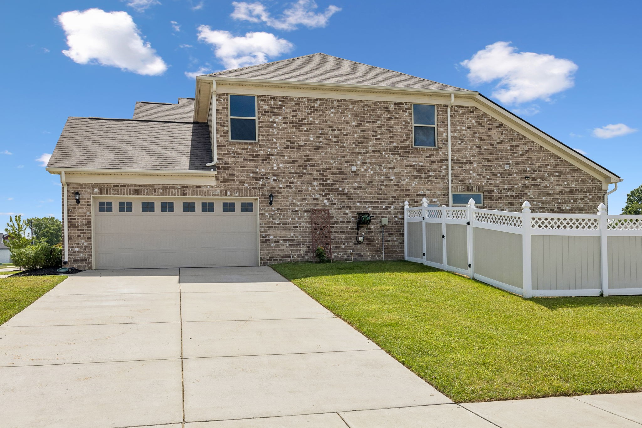 1144 Brixworth Dr Property Photo 76