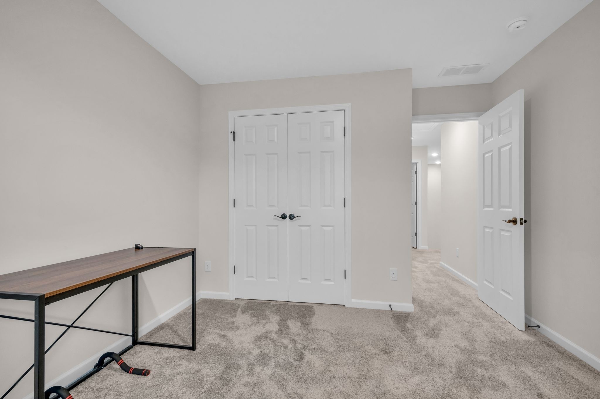 400 Hickory Pointe Dr Property Photo 29