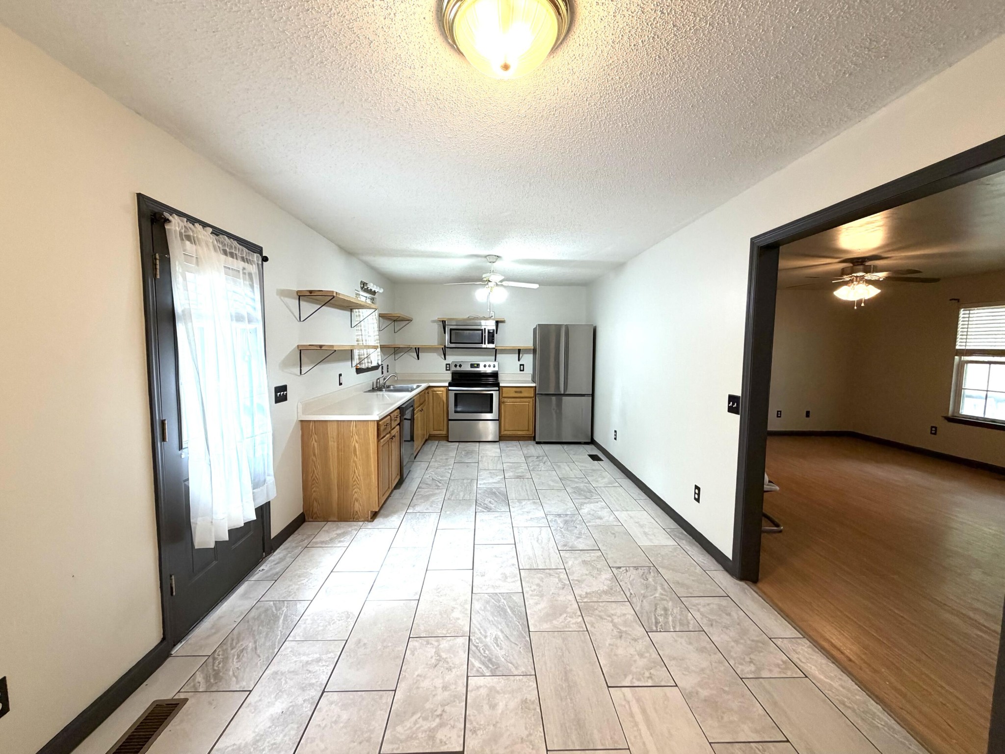 7116 Bramlett Lane Property Photo 8