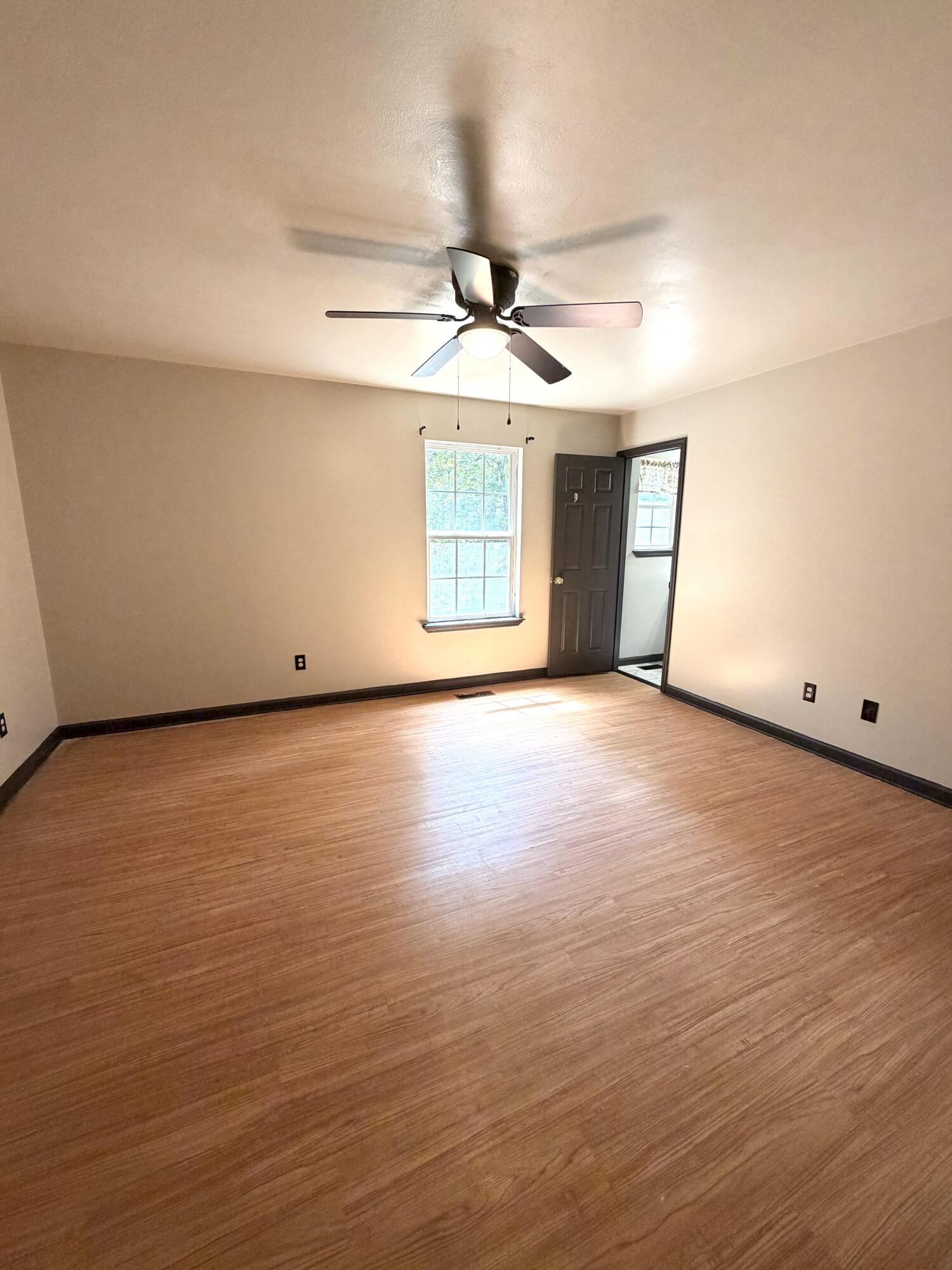 7116 Bramlett Lane Property Photo 18