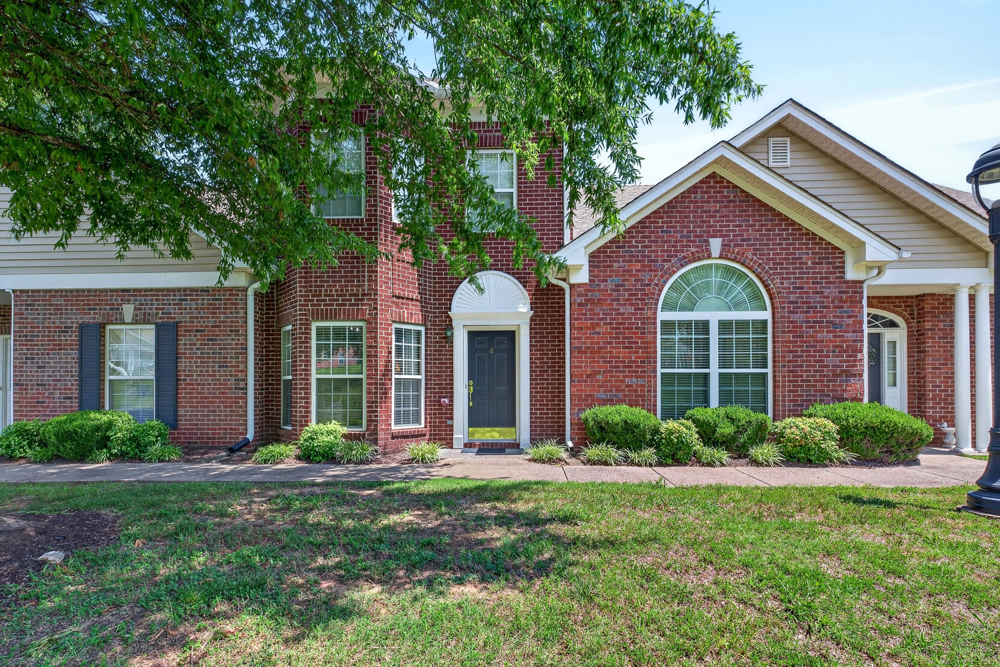 8 Baker Ct