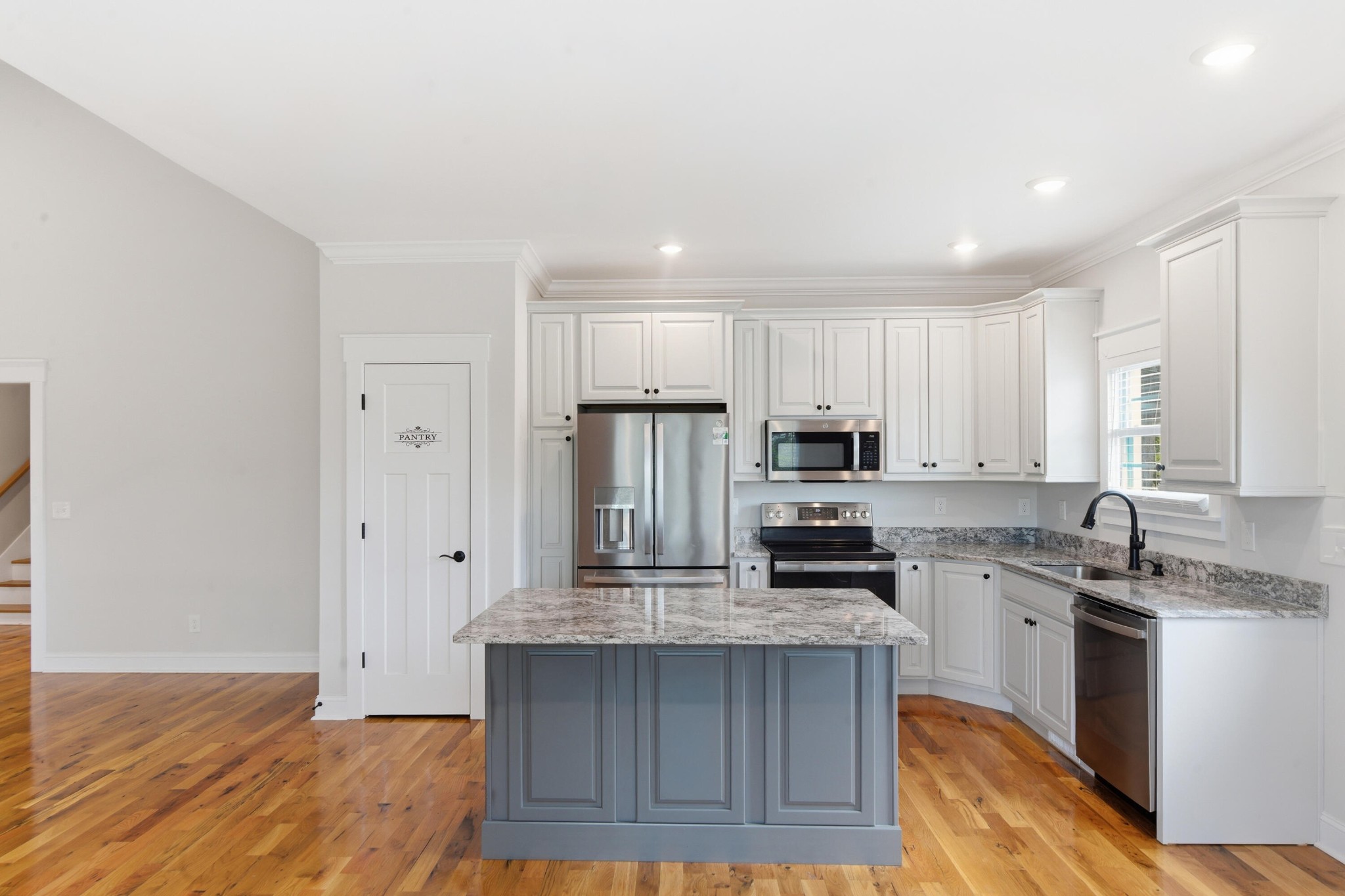120 Stonewood Drive, Nw Property Photo 7