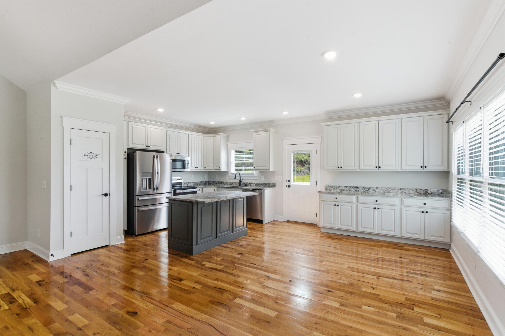 120 Stonewood Drive, Nw Property Photo 8