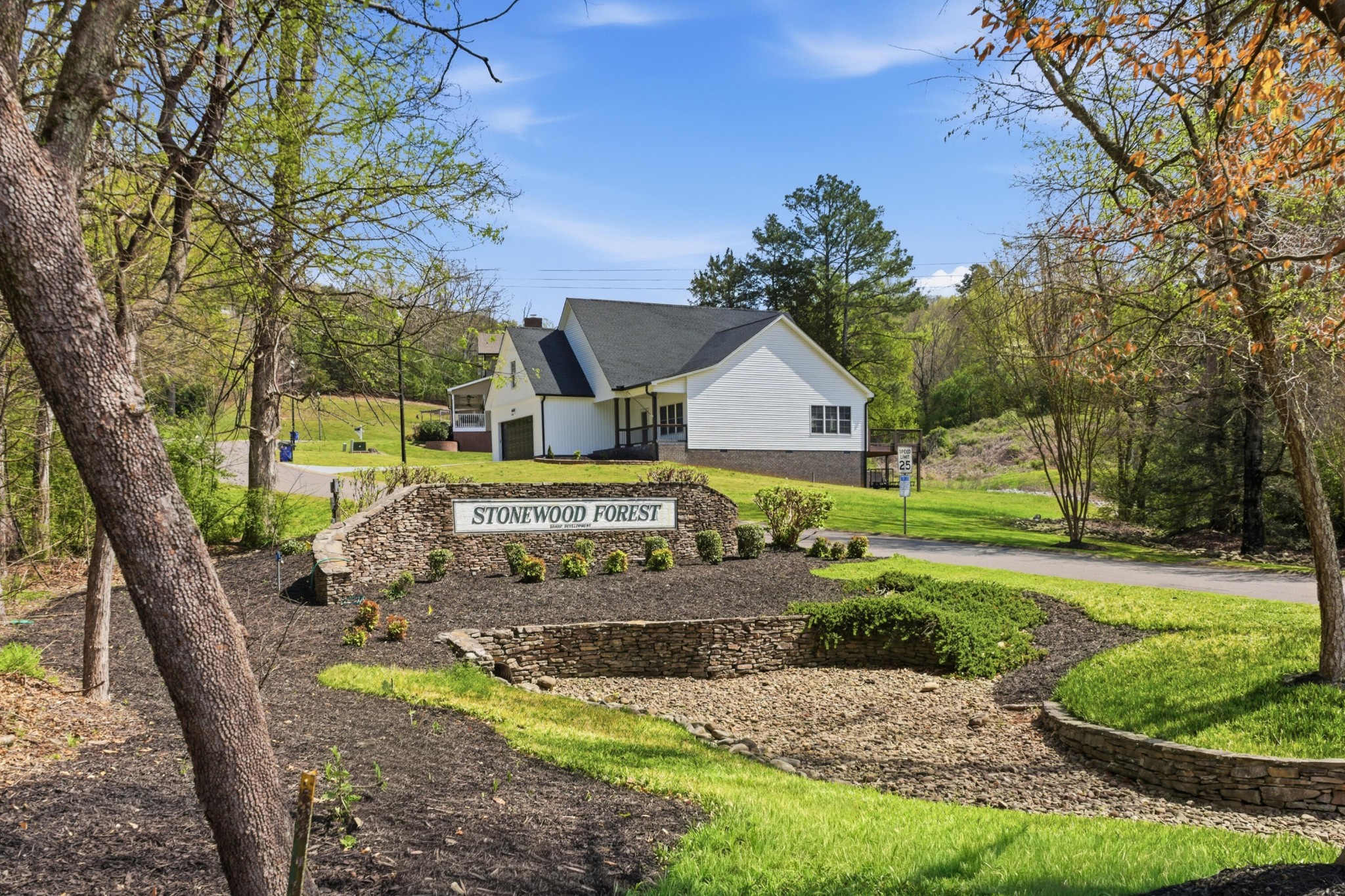 120 Stonewood Drive, Nw Property Photo 41