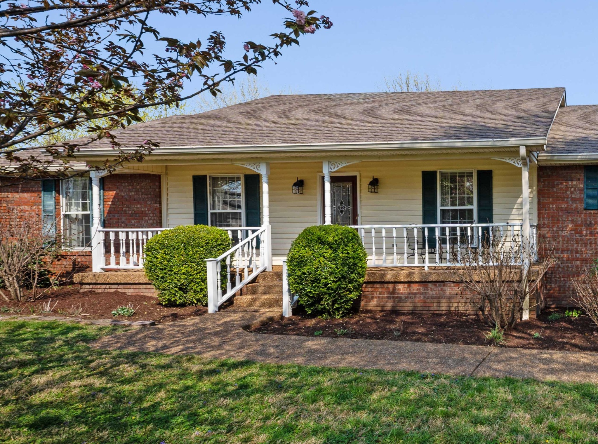 307 Dawn Place