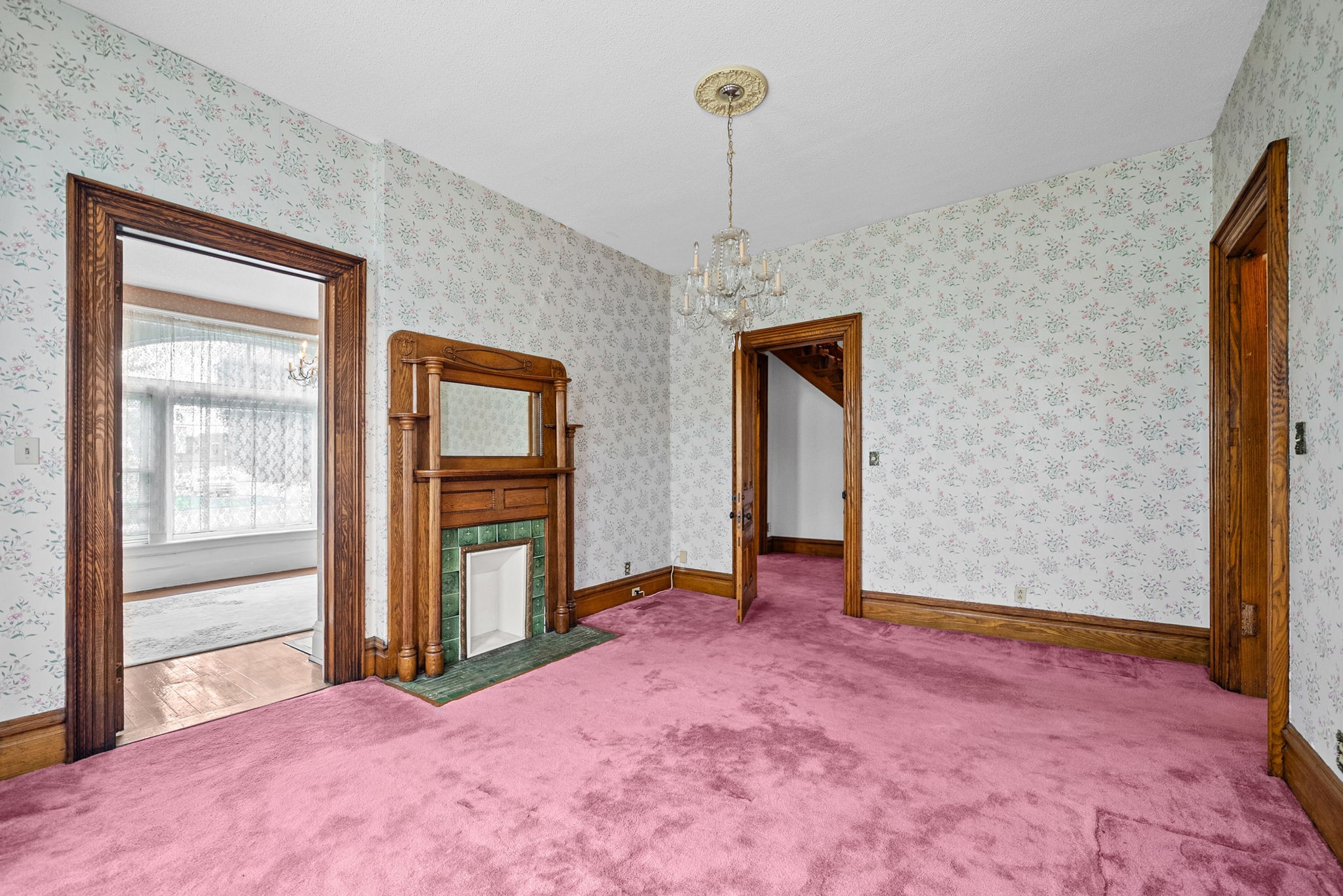 112 E Park St Property Photo 14