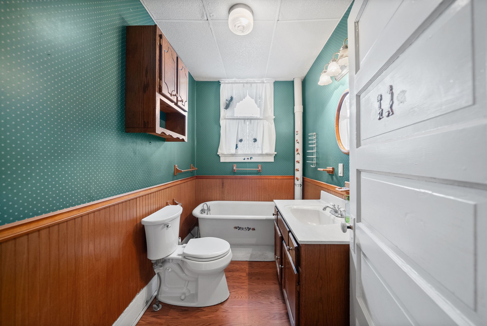 112 E Park St Property Photo 21