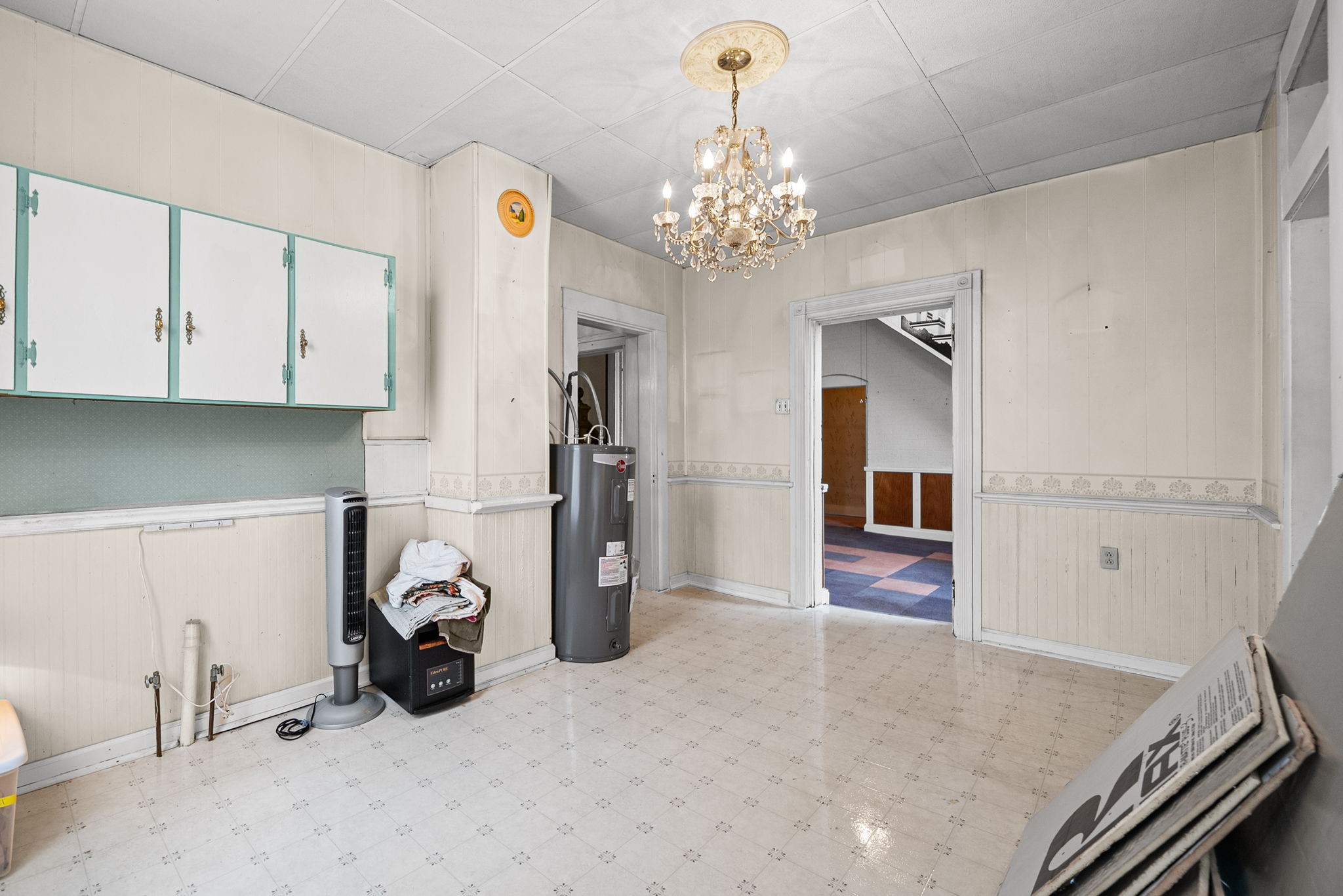 112 E Park St Property Photo 26