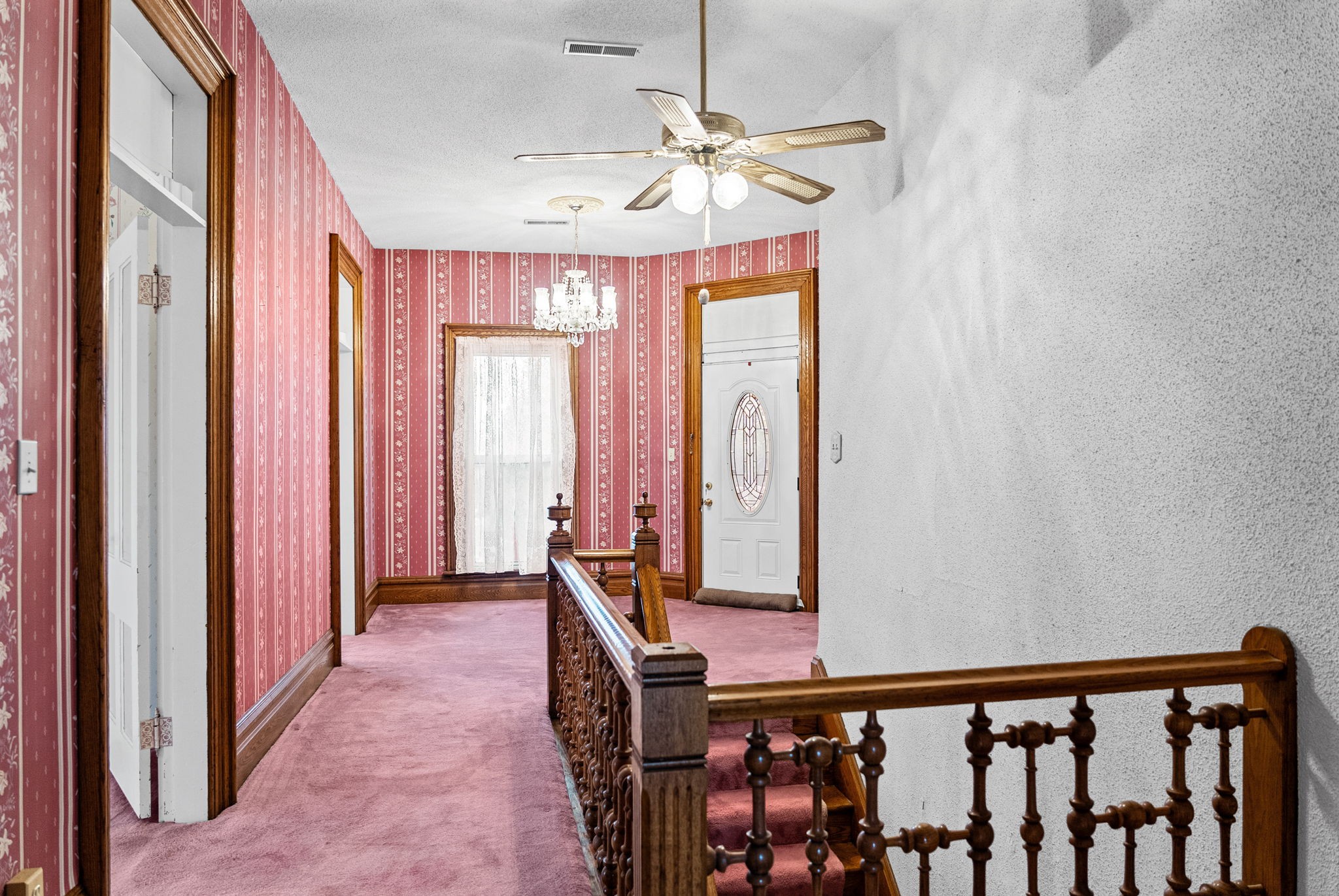 112 E Park St Property Photo 46