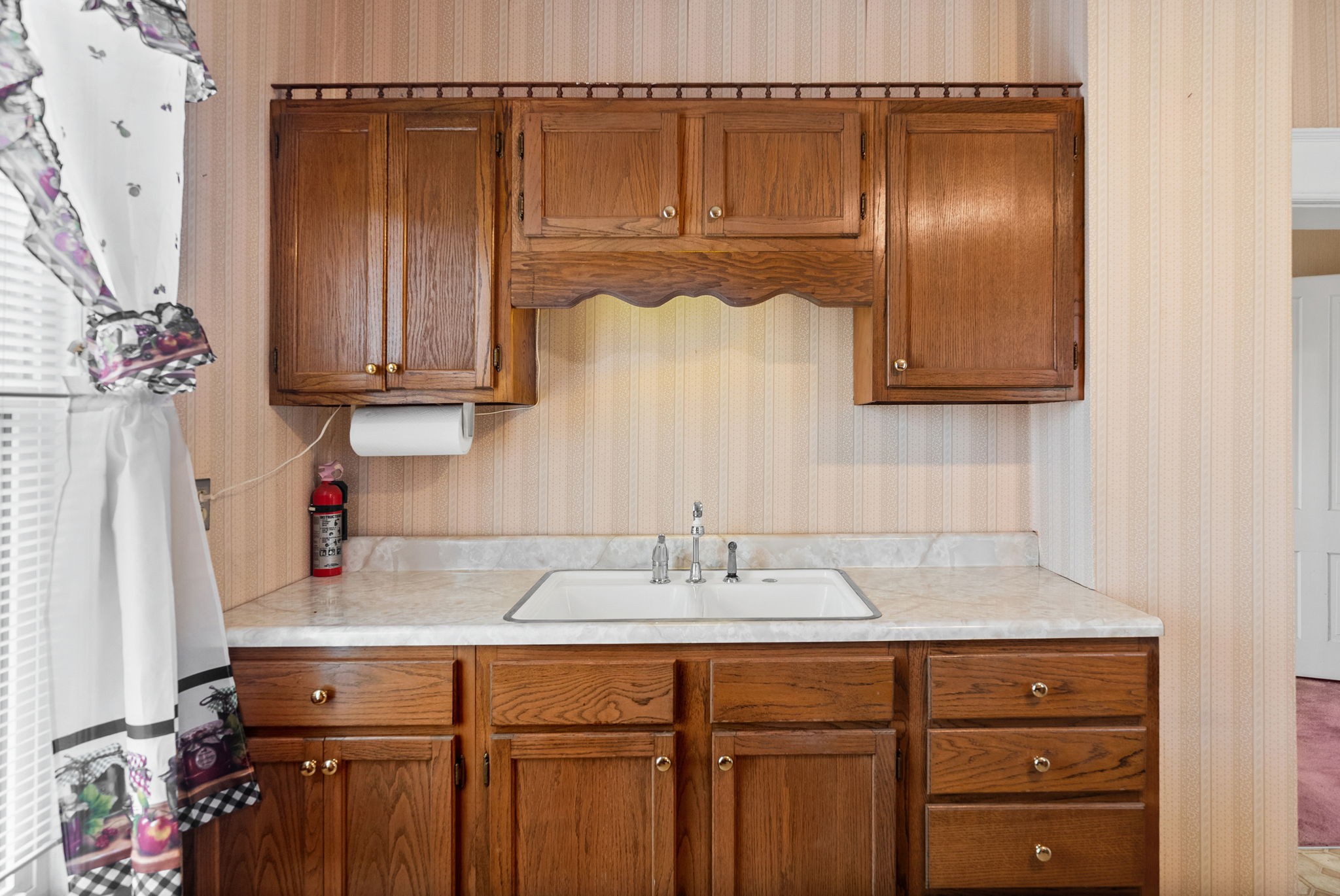 112 E Park St Property Photo 67