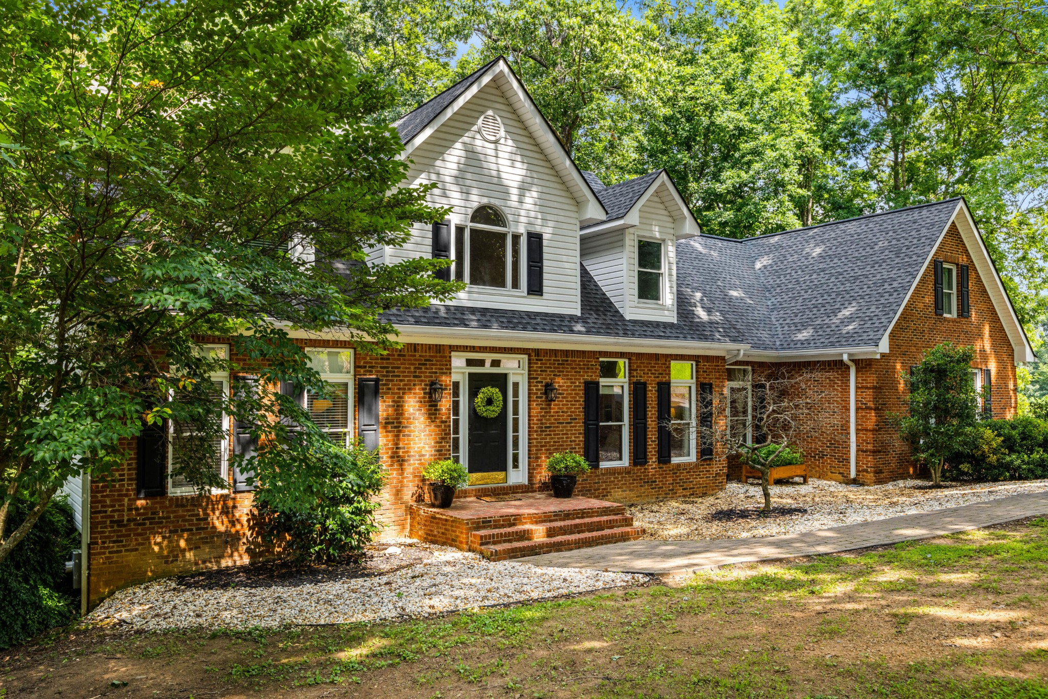 326 Charolais Trail Property Photo 2