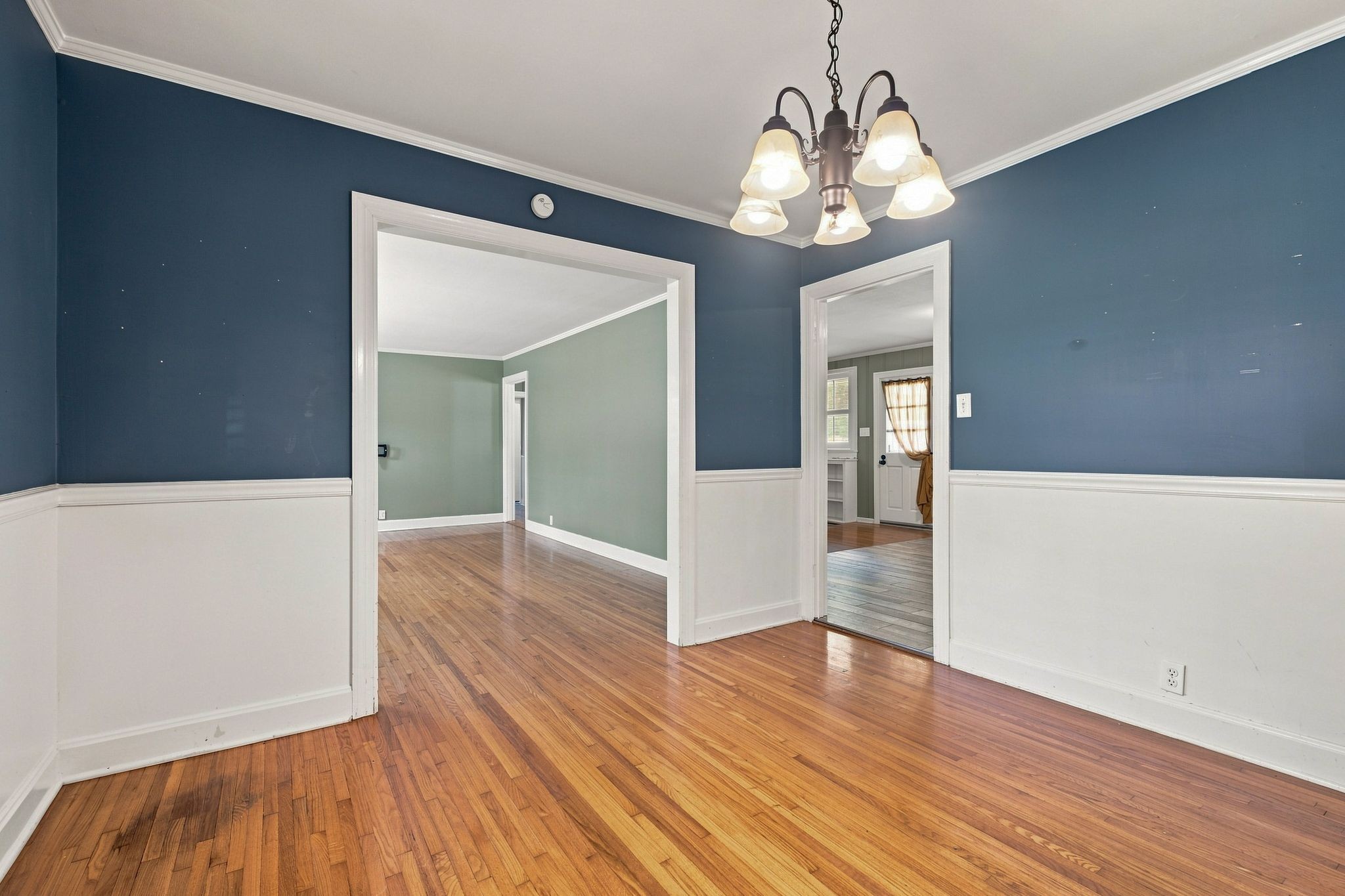122 Hammond Ave Property Photo 10
