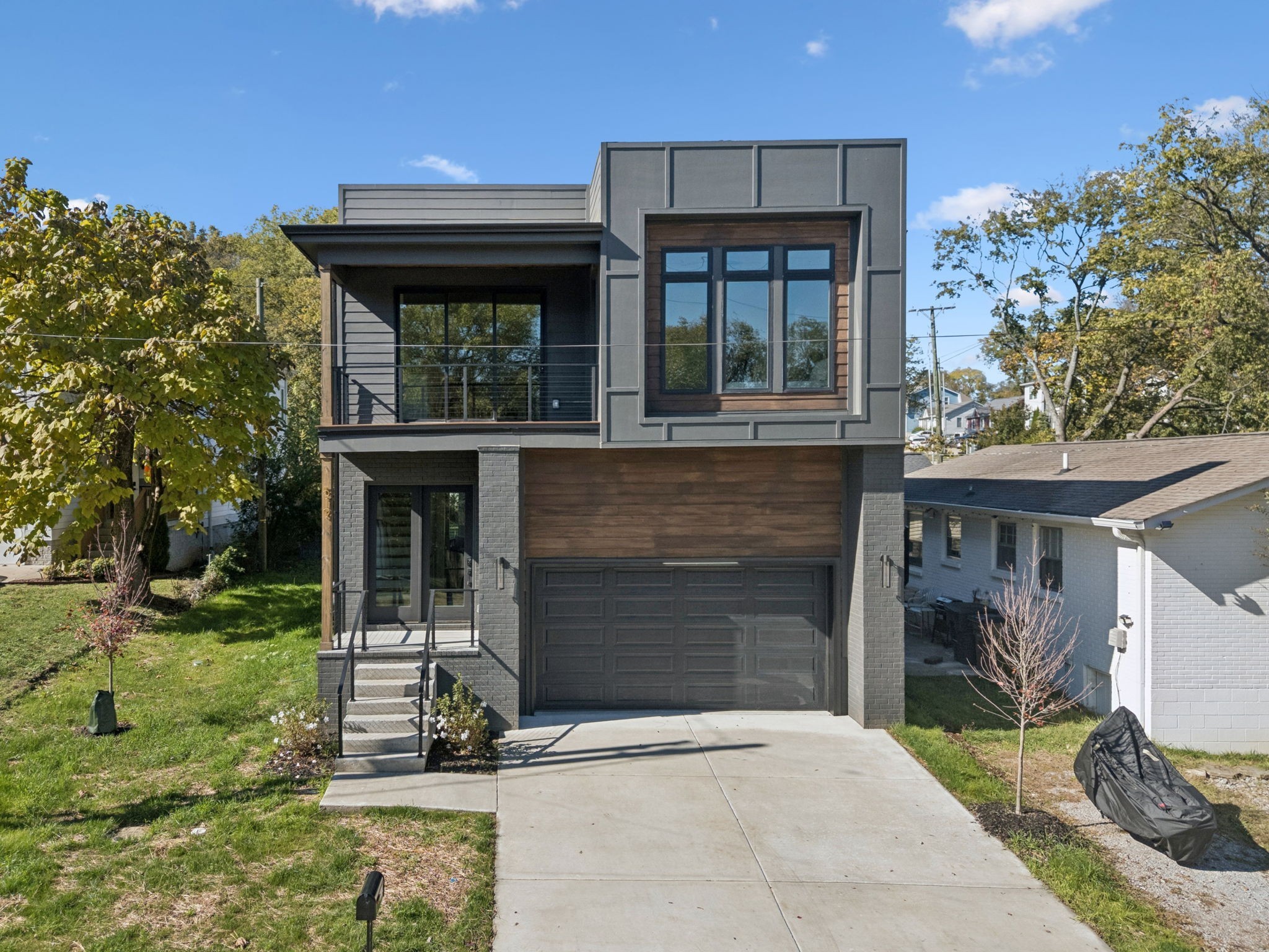 519 Elaine Ave