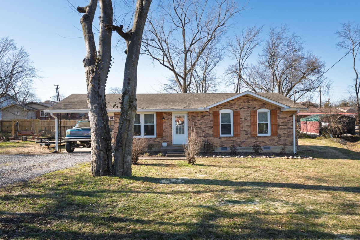 139 Laurel Ct Property Photo 1