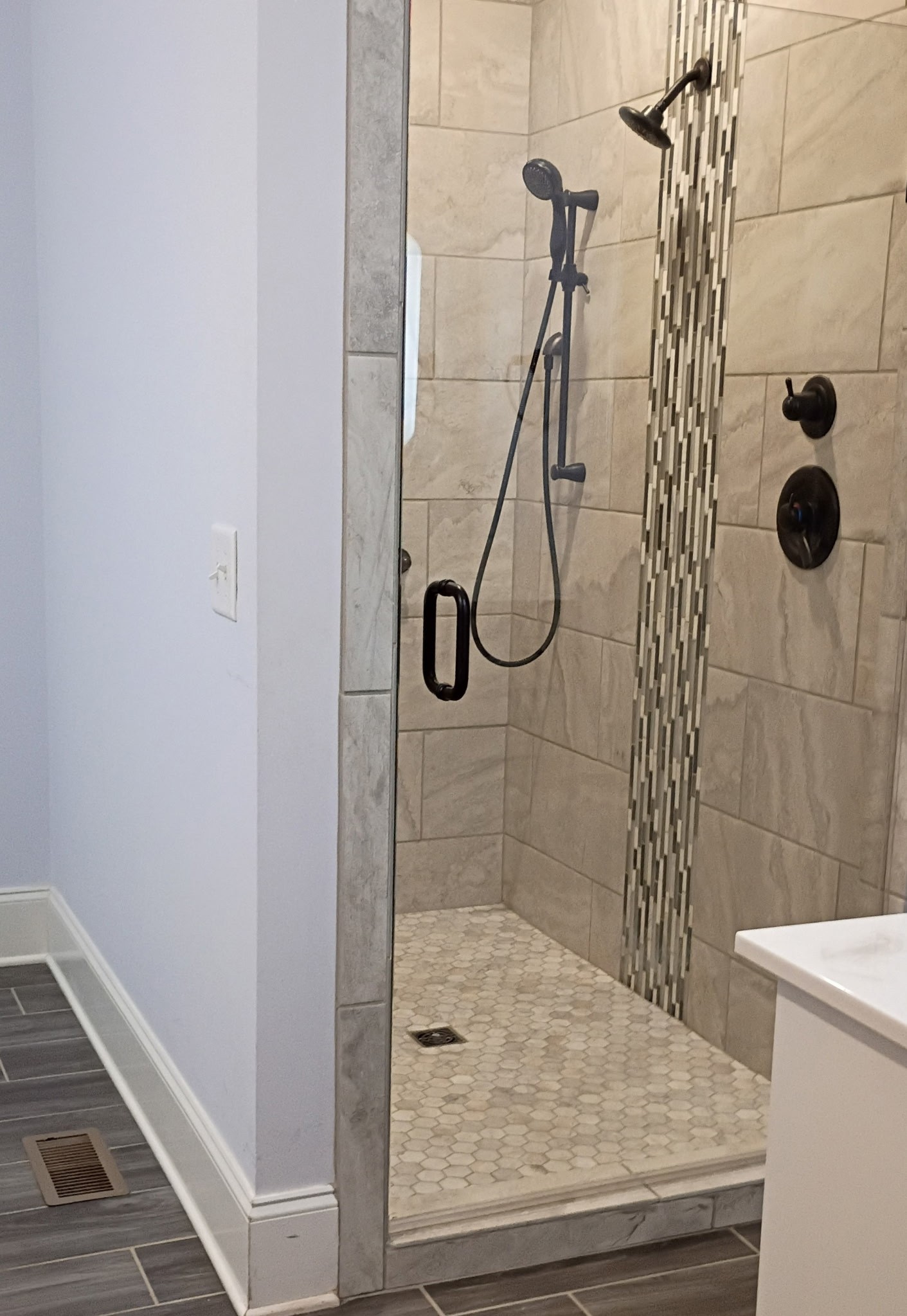 219 Waterloo St Property Photo 25