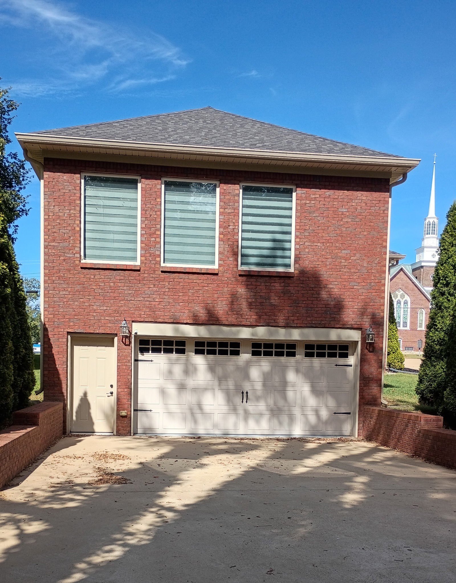 219 Waterloo St Property Photo 36