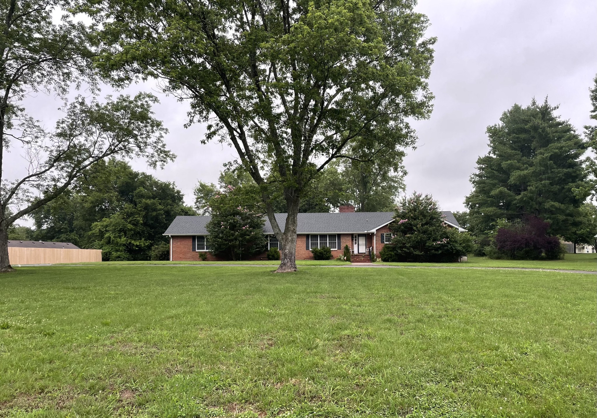 805 Sam Davis Rd Property Photo 1