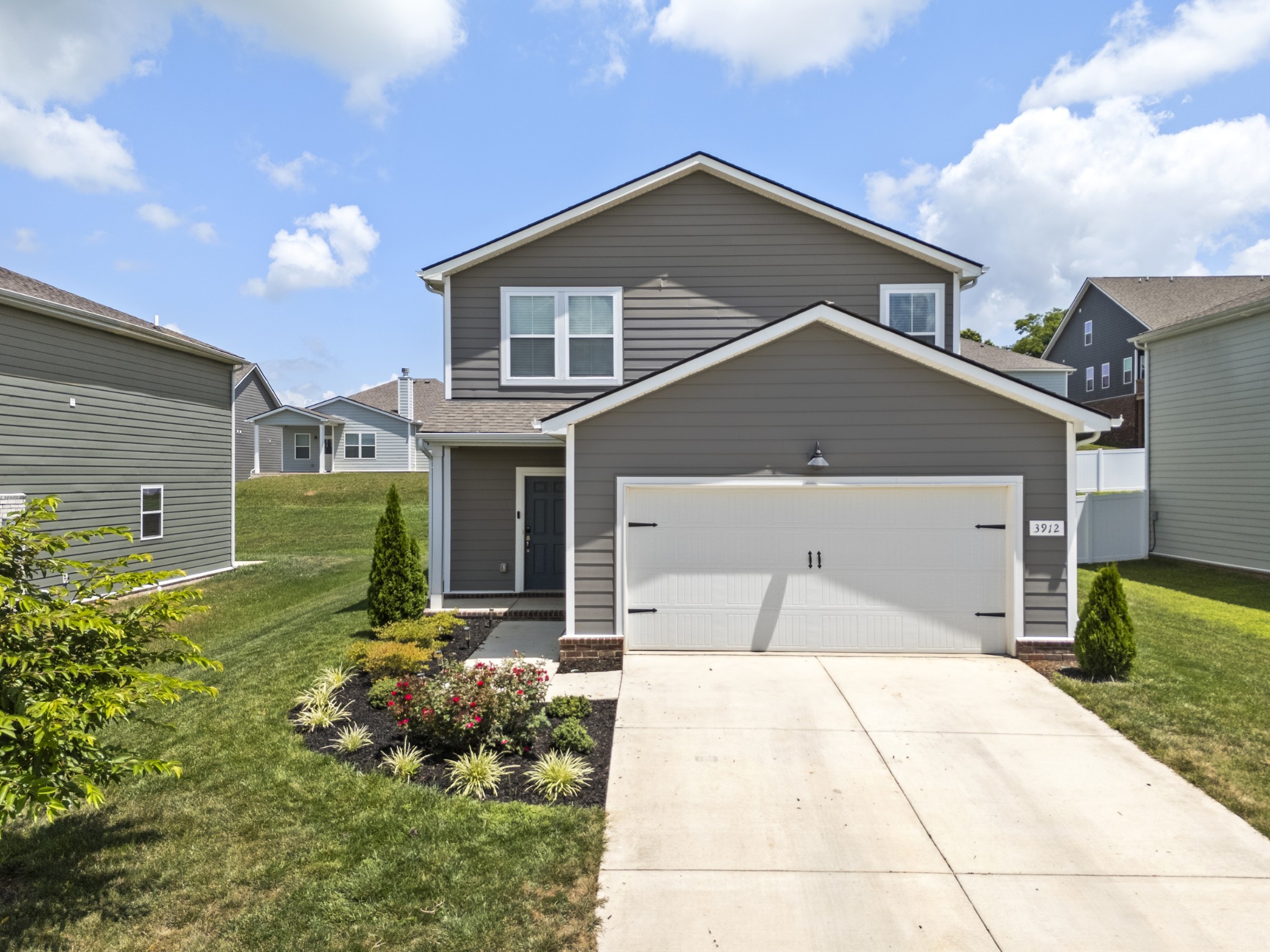3912 Sadie St Property Photo 1