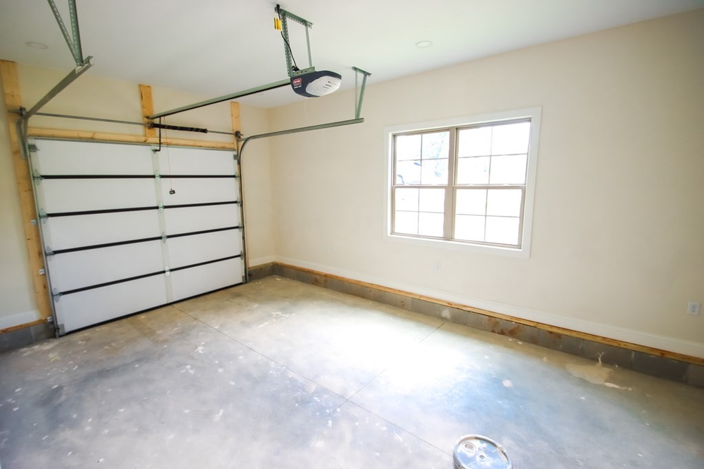 401 Crossvine Rd Property Photo 14
