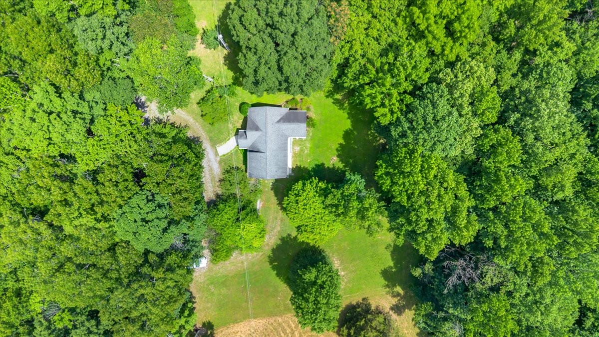 455 Lafever Ridge Rd Property Photo 9