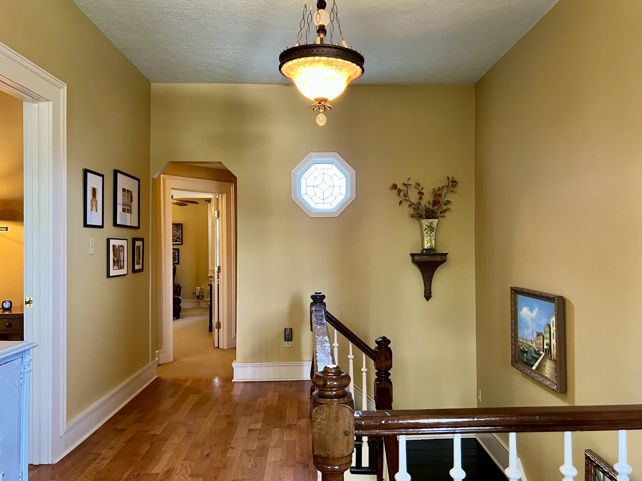 210 S College St Property Photo 16