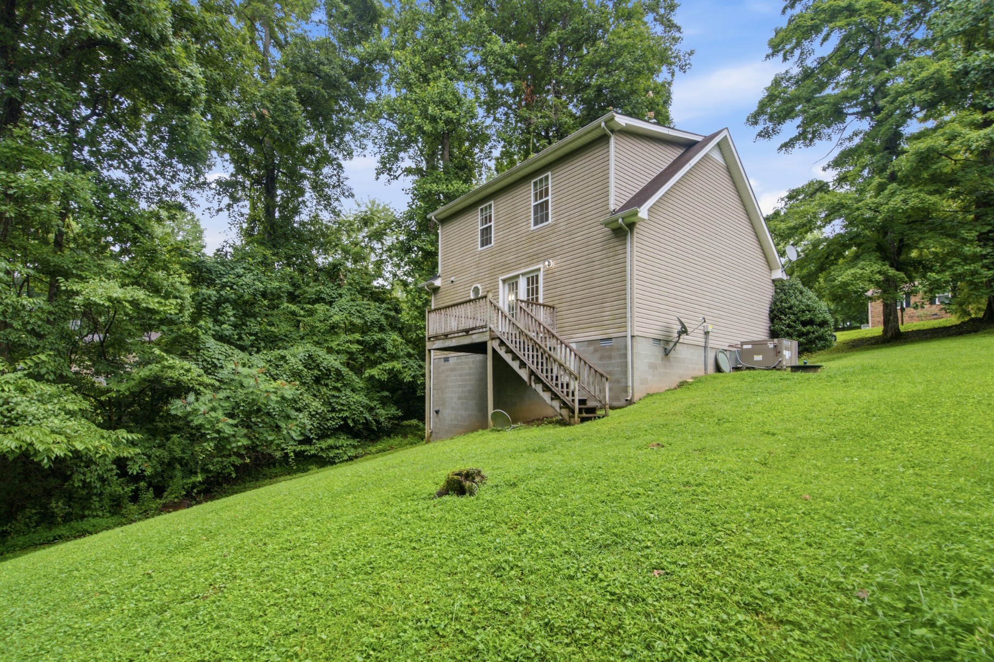 958 Jordan Cir Property Photo 33