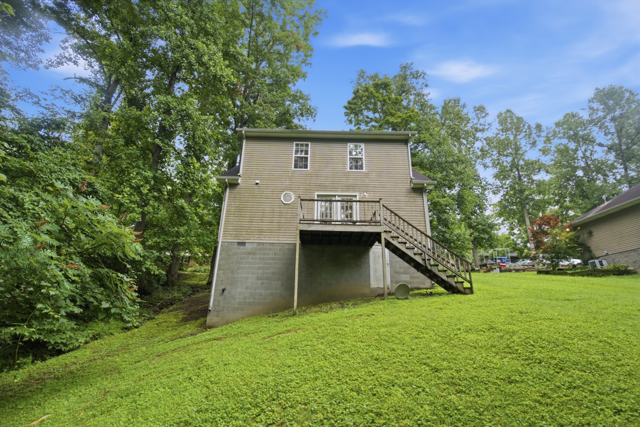 958 Jordan Cir Property Photo 35