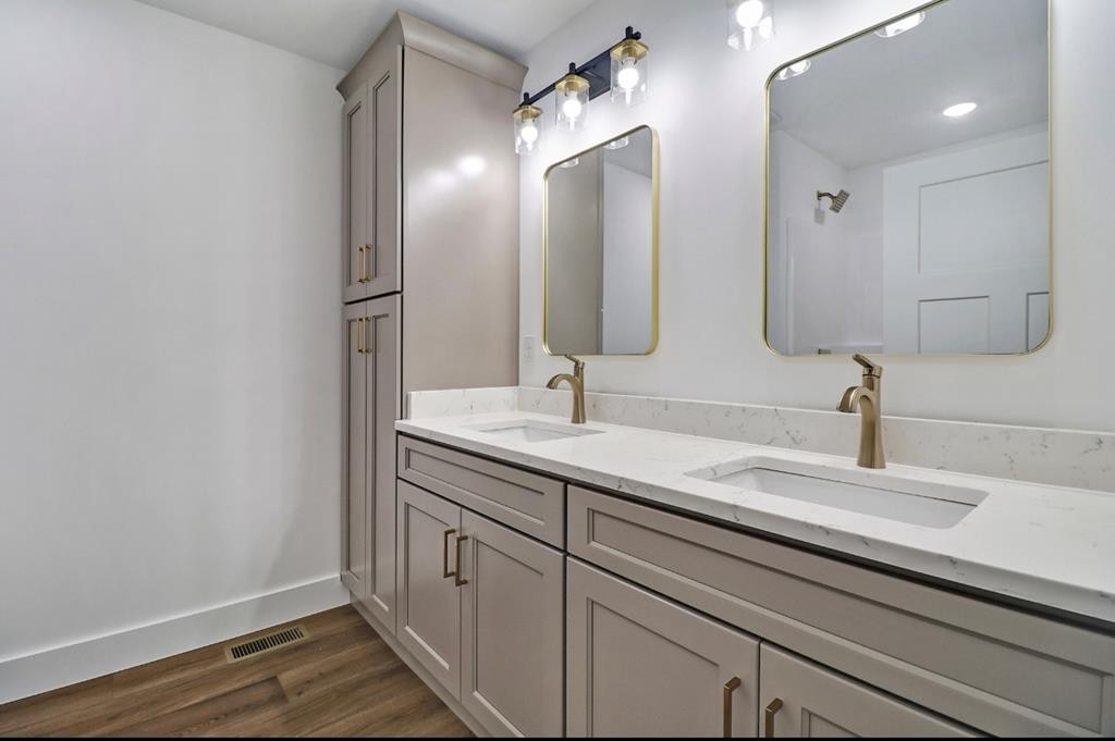 1259 Franklin Loop Property Photo 9