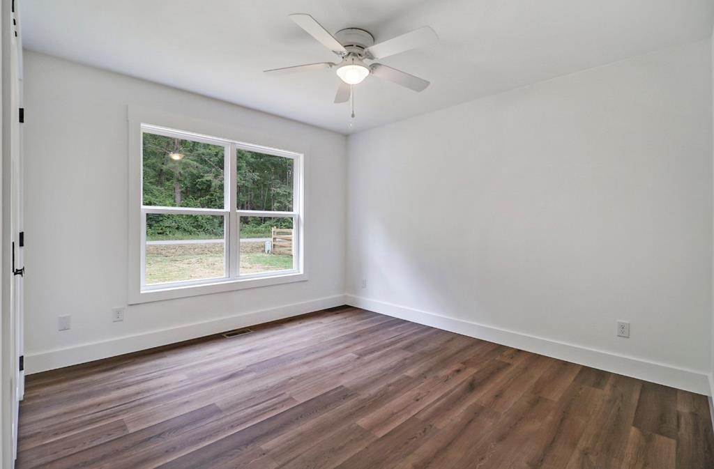 1259 Franklin Loop Property Photo 12