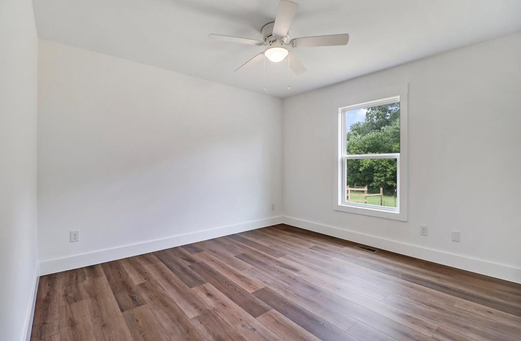 1259 Franklin Loop Property Photo 13