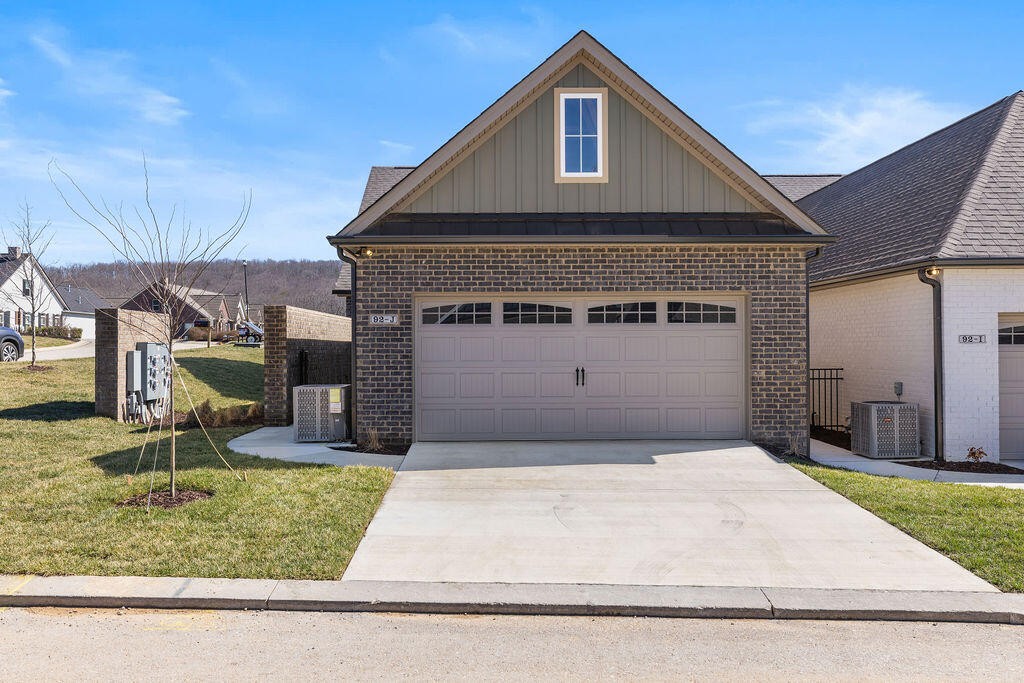 92 Founding Way Property Photo 30