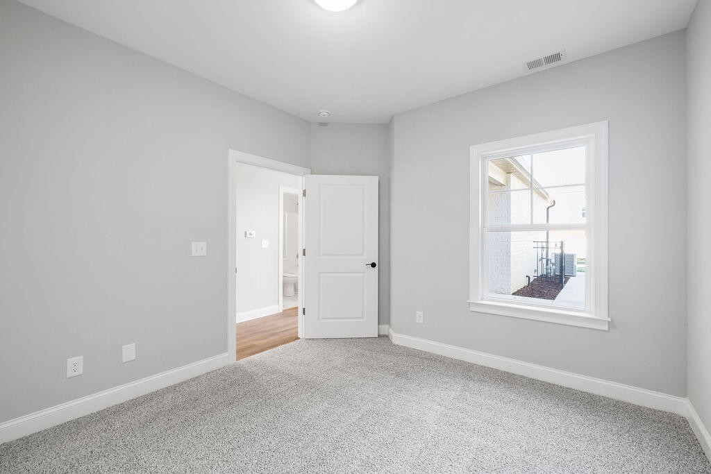 92 Founding Way Property Photo 25
