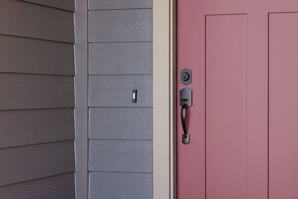 8942 Knolling Loop Property Photo 4