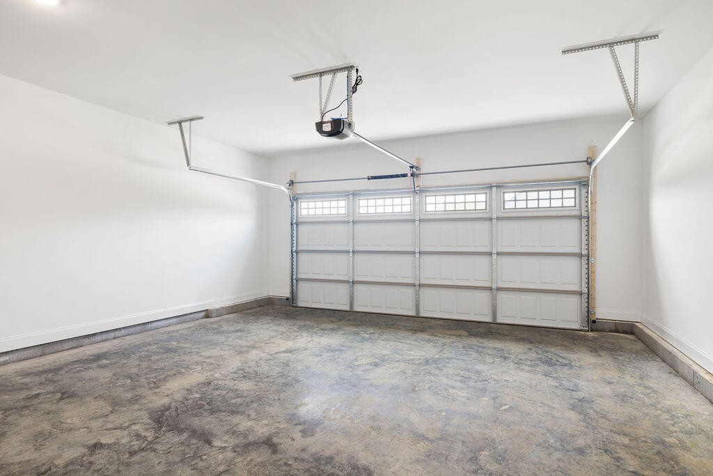 8942 Knolling Loop Property Photo 36