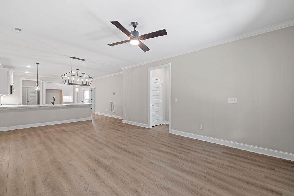 106 Founding Way Property Photo 12