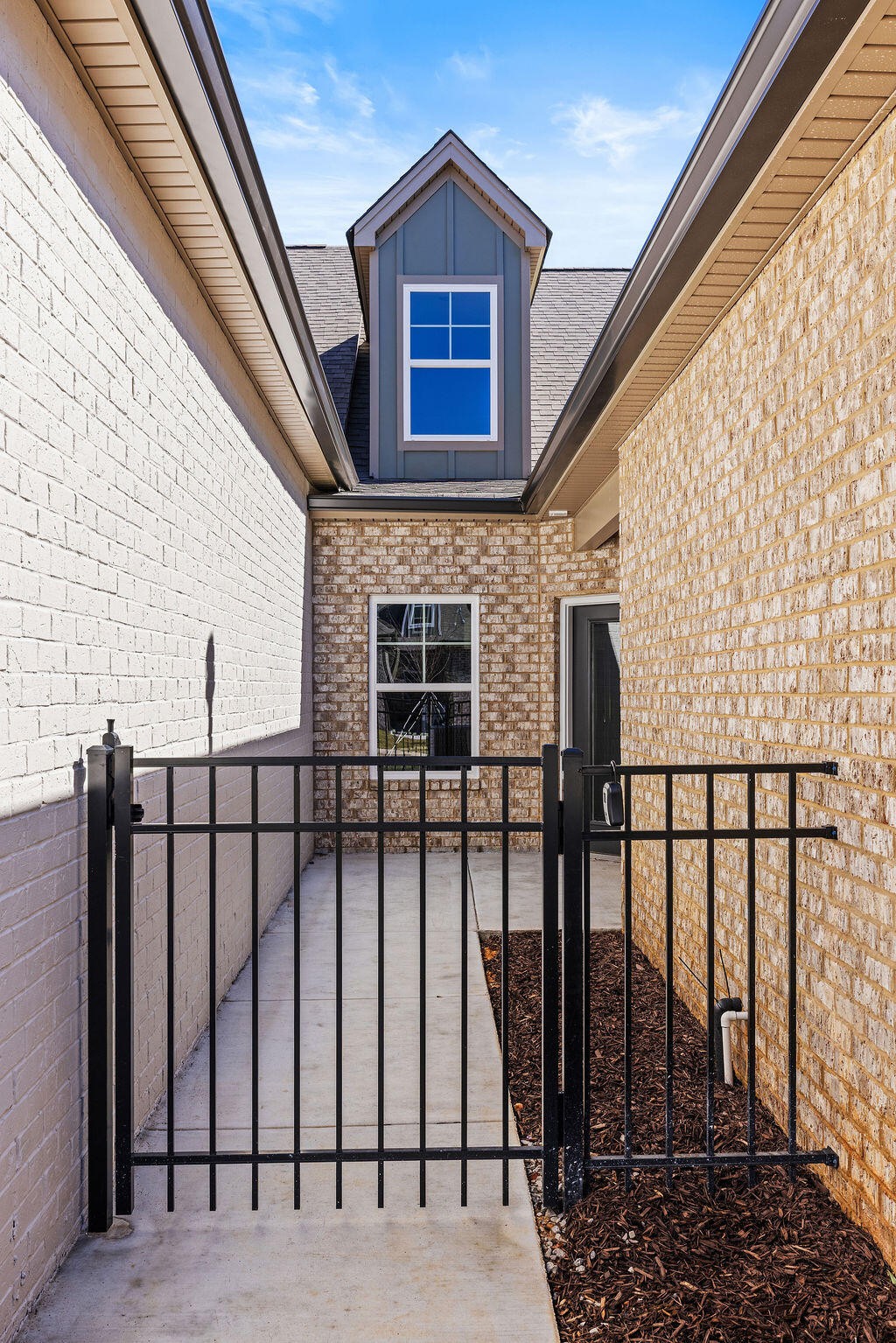 106 Founding Way Property Photo 35