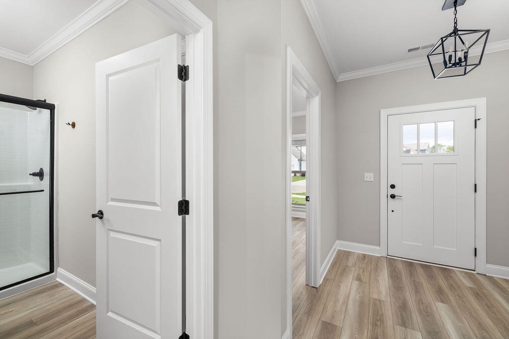 8852 Knolling Loop Property Photo 4