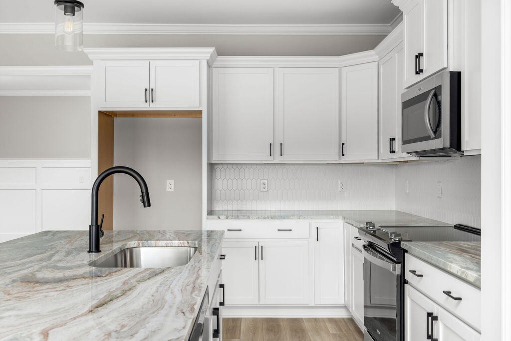 8852 Knolling Loop Property Photo 8