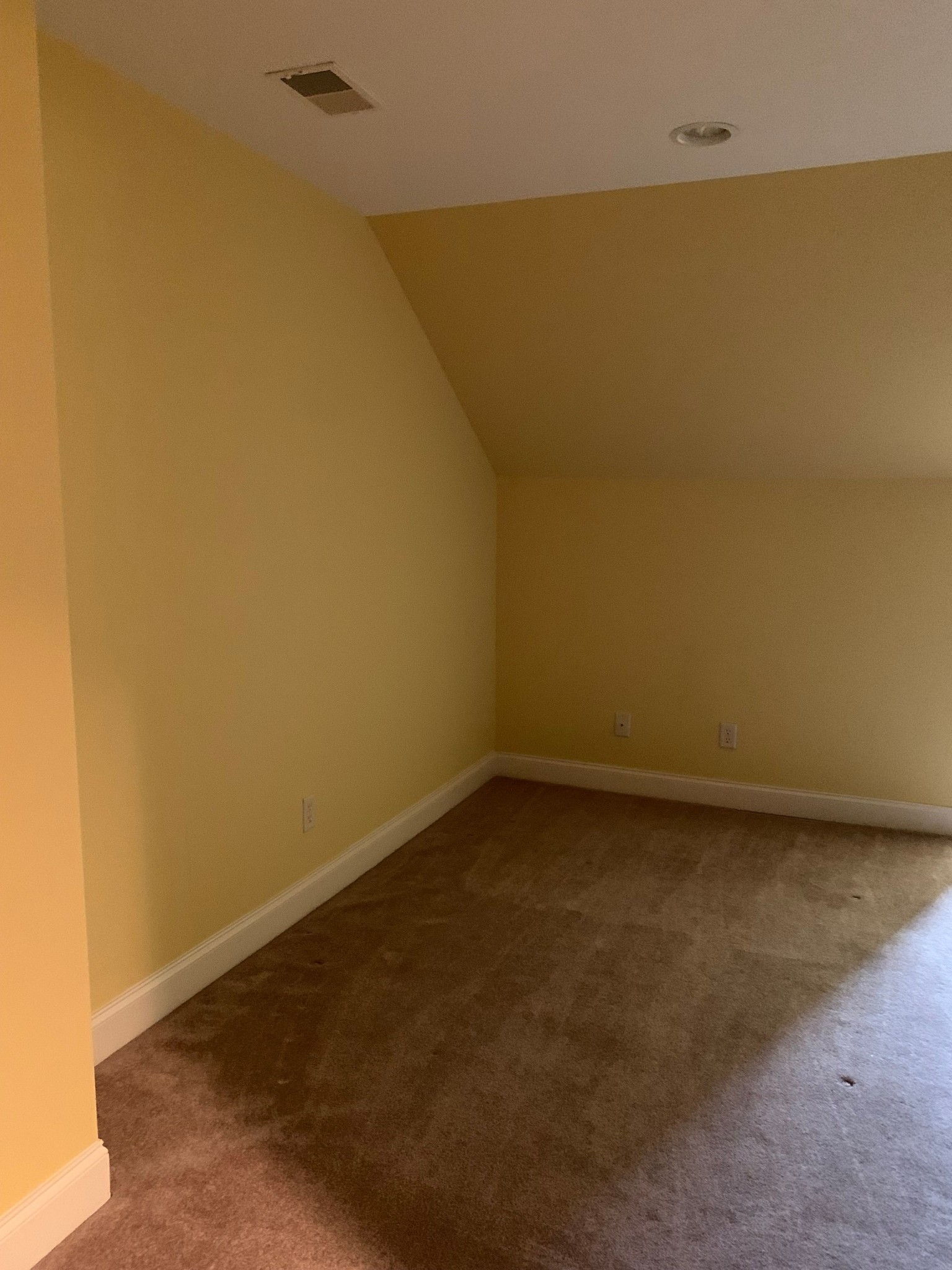 136 Nickolas Cir Property Photo 11