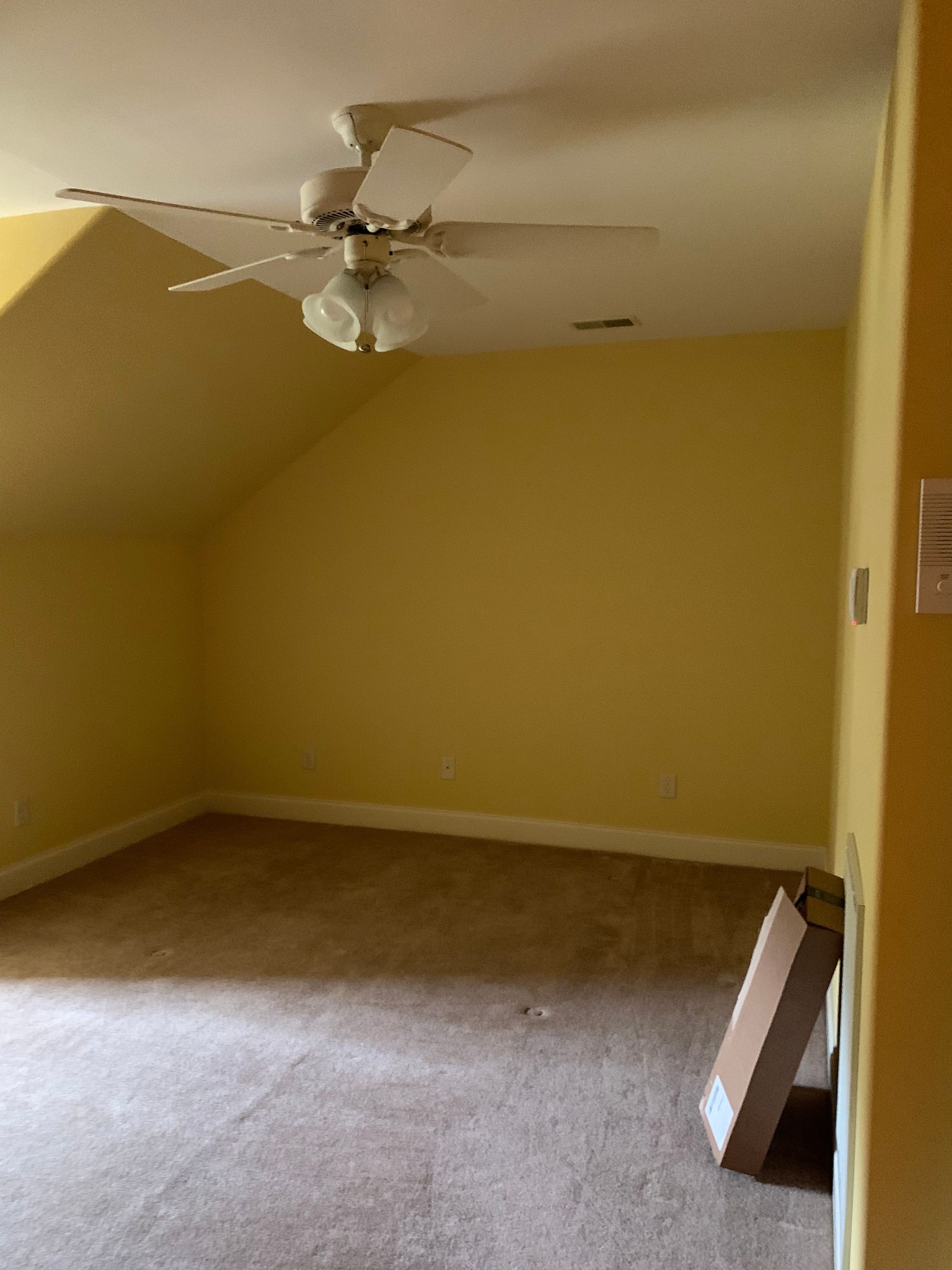 136 Nickolas Cir Property Photo 12