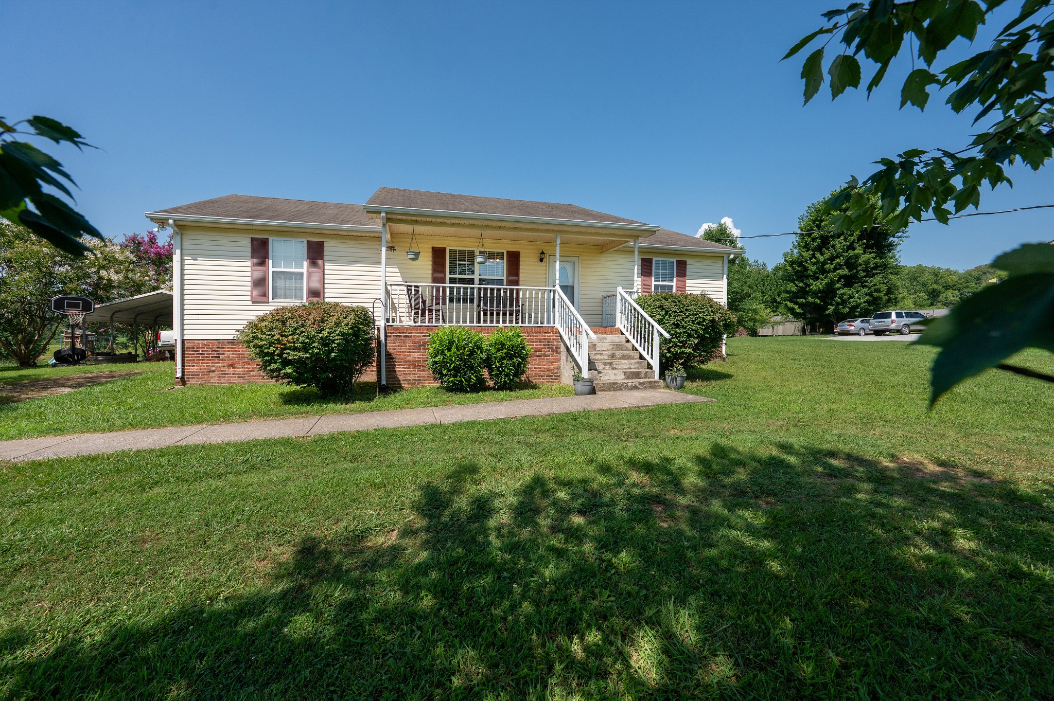 1922 Belotes Ferry Rd