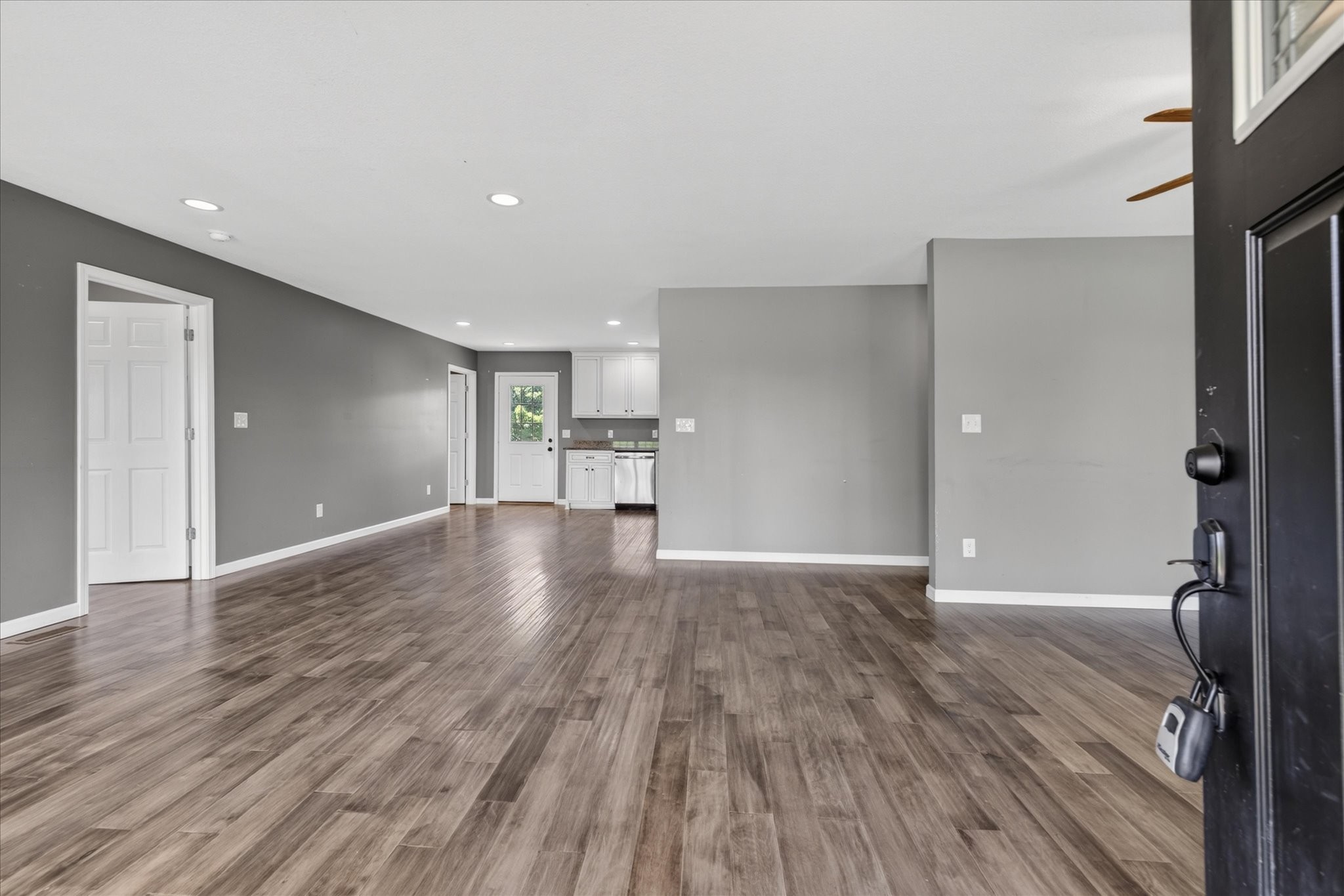 171 High Point Rd Property Photo 5