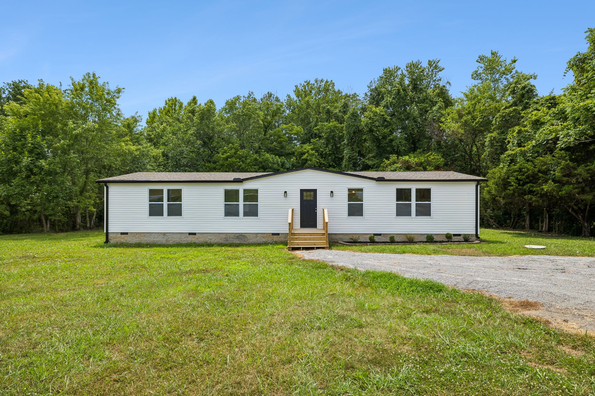 1150 Statesville Rd Property Photo 1