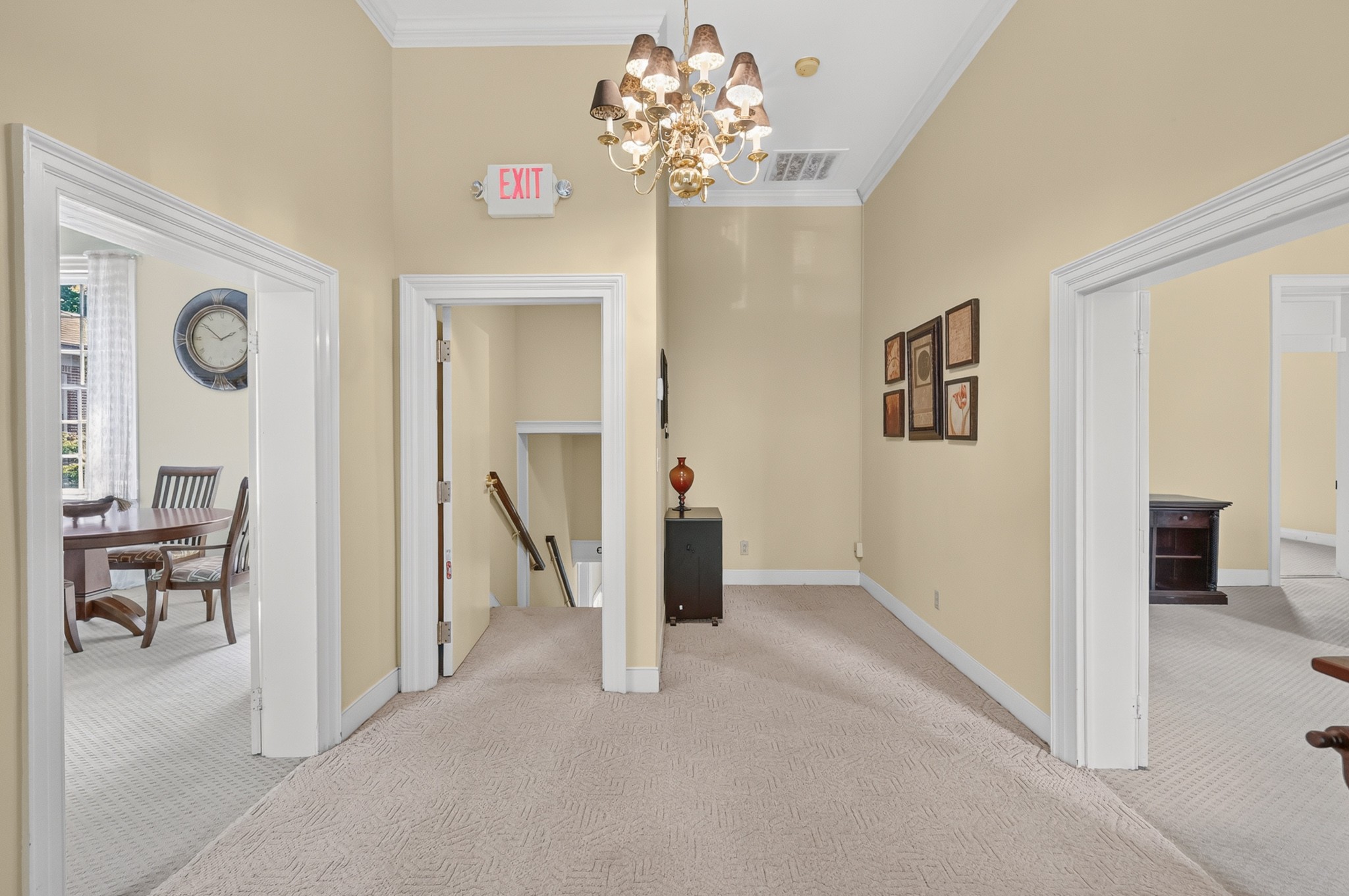 137 3rd Ave, N Property Photo 33