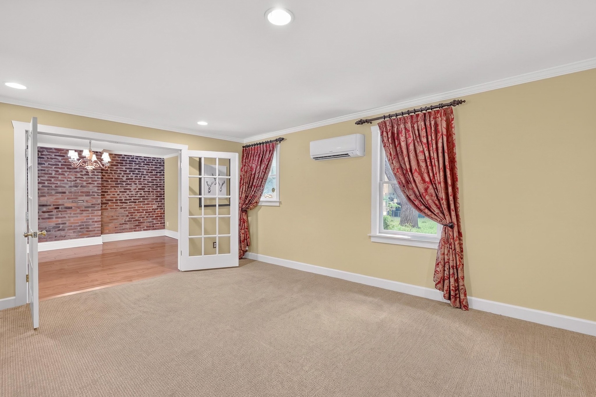137 3rd Ave, N Property Photo 68